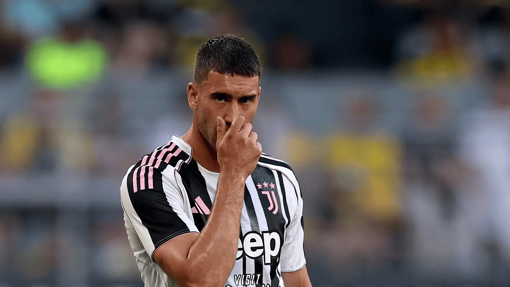 尤文图斯正赴巴黎殴主力中场