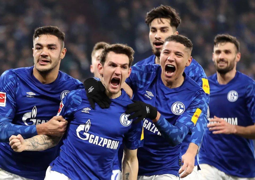 包含柏林赫塔主场力克多特蒙德,夺得胜利的词条 包含柏林赫塔主场力克多特蒙德,夺得胜利的词条