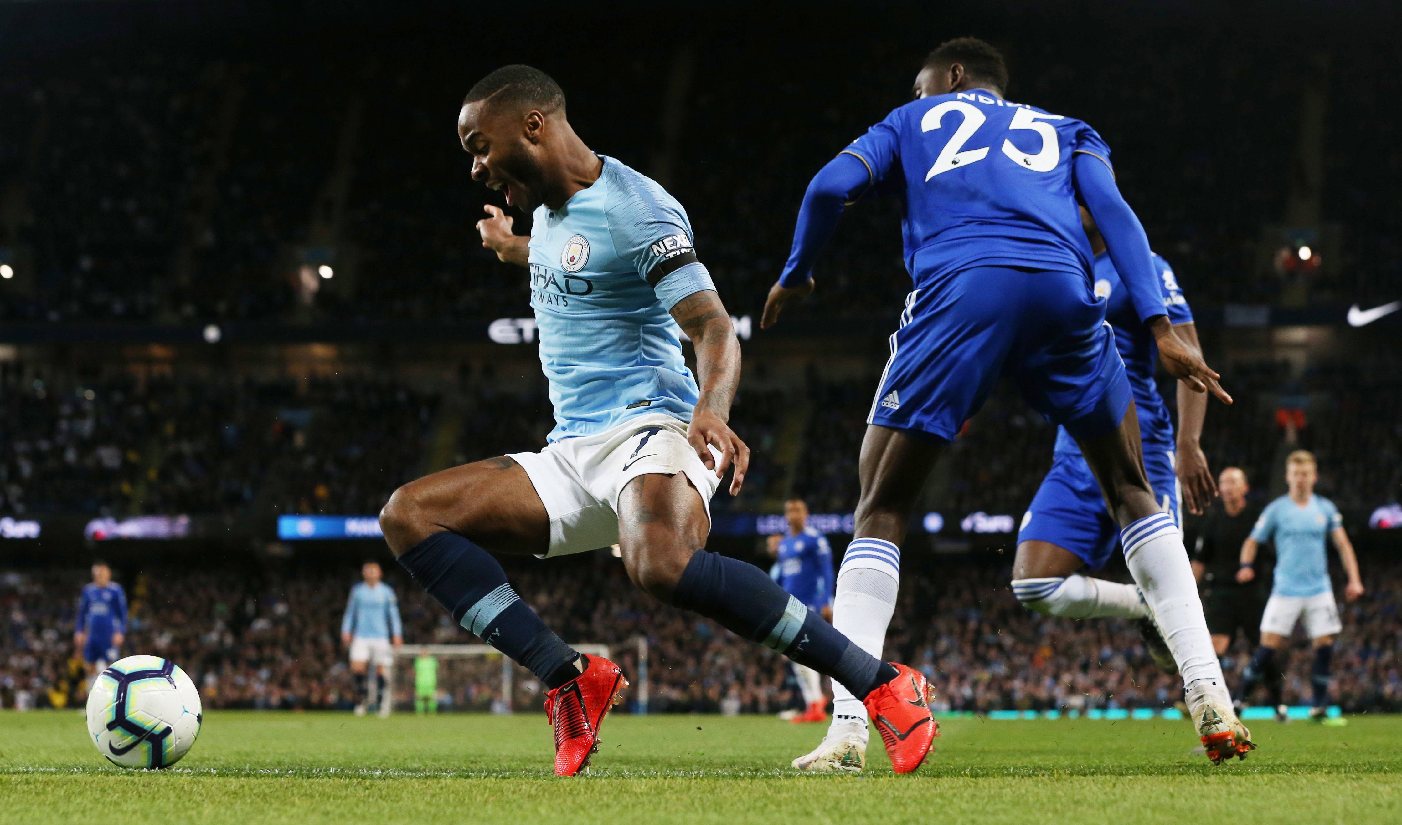 三亿体育体育网页版登录入口-关于切尔西主场轻松战胜狼队，追赶积分领头羊的信息