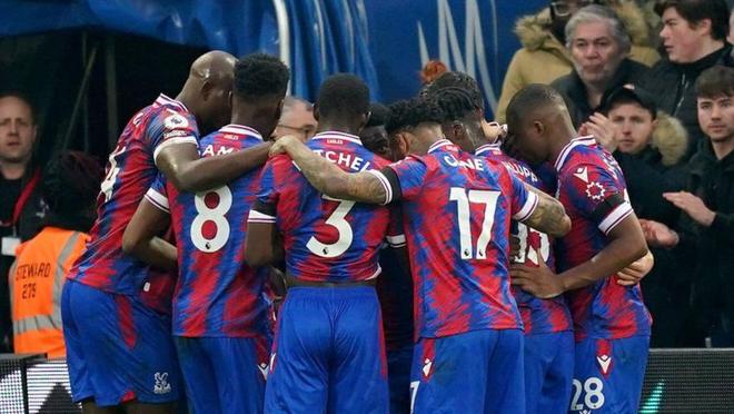 佛罗伦萨引援大手笔，打造新赛季强队阵容的简单介绍