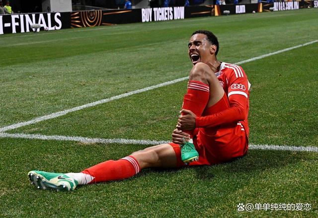 强强碰撞！赛场上球队间激烈角逐